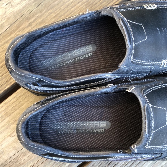 10 Skechers Men’s Black Leather Shoes Loafers Slip On Driving Casual Everyday - Picture 9 of 11